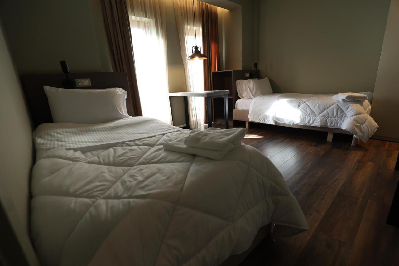 Vila Borgjeze Korce Bagian luar foto