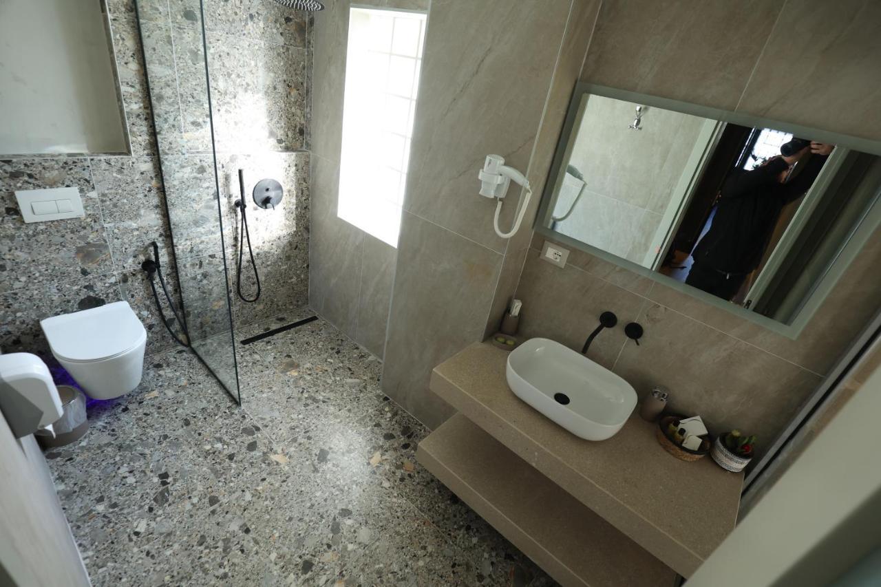 Vila Borgjeze Korce Bagian luar foto